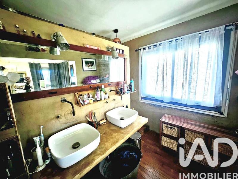 Maison - 181 m² - 7 pièces