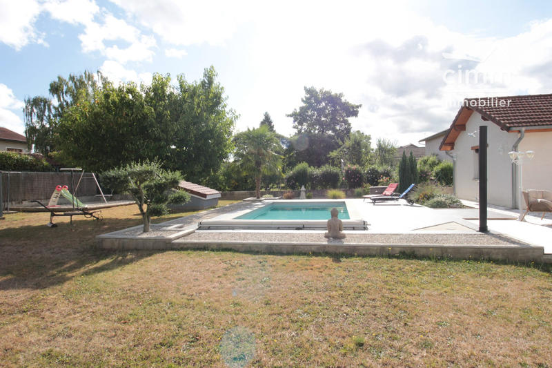 Villa - 140 m² - 4 pièces