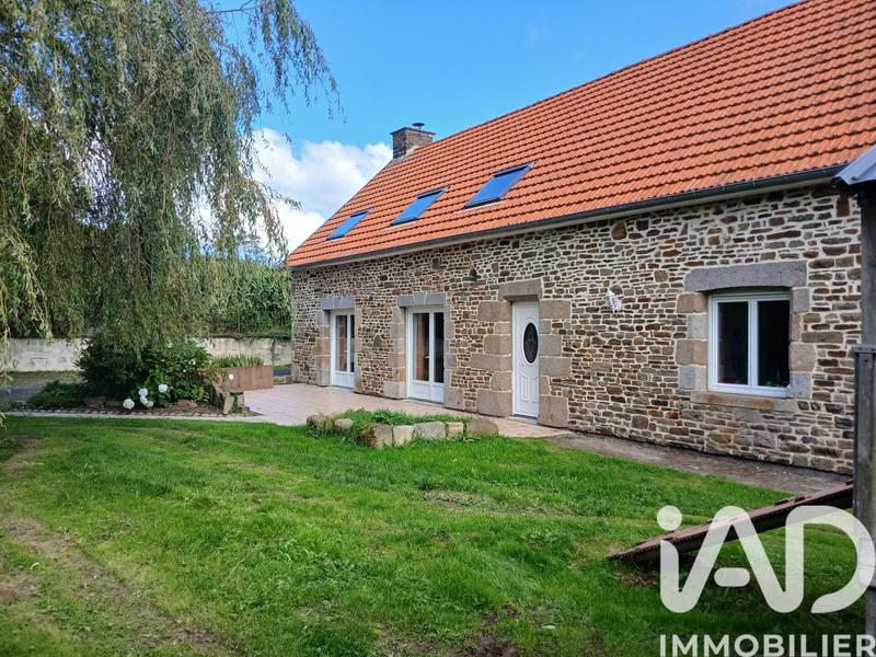 Maison - 240 m² - 8 pièces