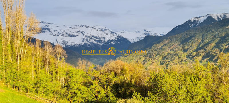 Maison - 400 m² - 10 pièces