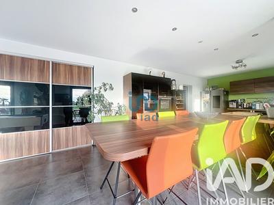 Maison de maîtres - 260 m² - 8 pièces