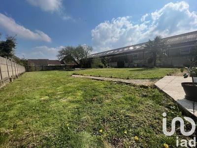 Maison - 235 m² - 8 pièces