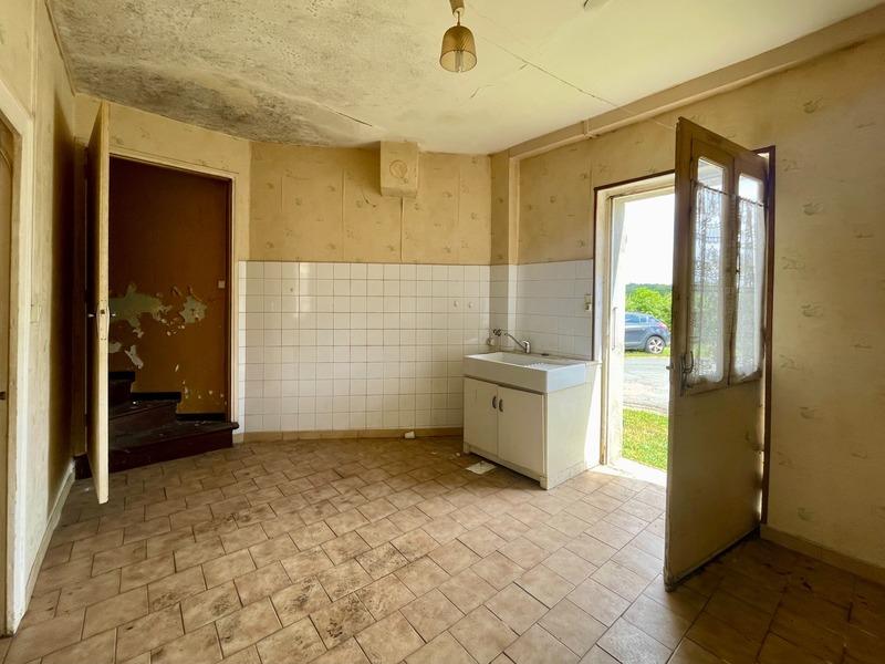 Maison - 250 m² - 8 pièces