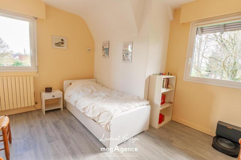 Maison - 152 m² - 6 pièces