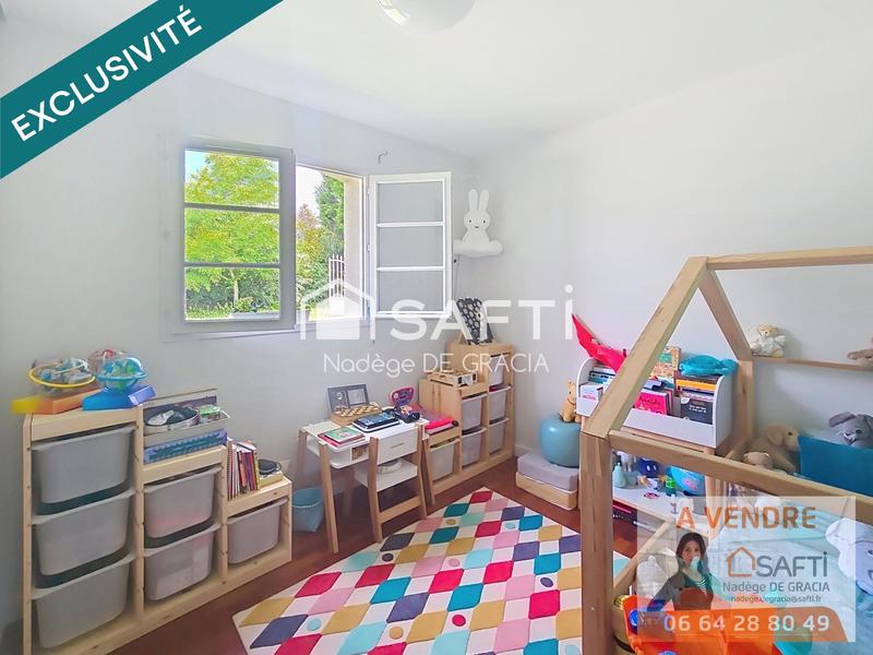 Maison - 180 m² - 6 pièces