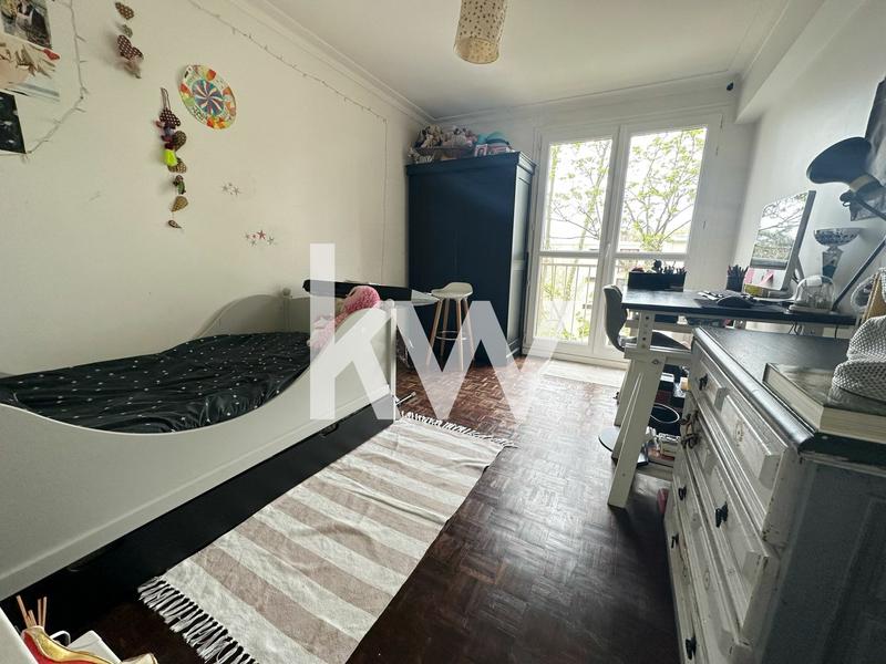 Appartement - 83 m² - 4 pièces