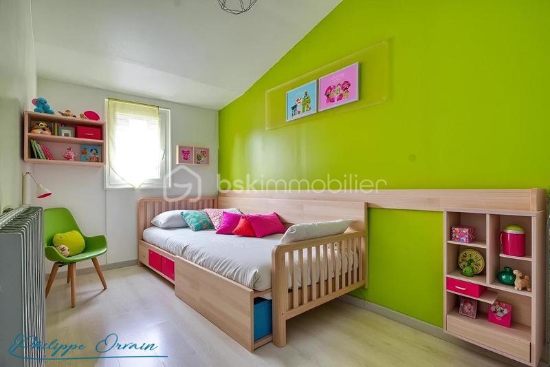 Pavillon - 85 m² - 5 pièces