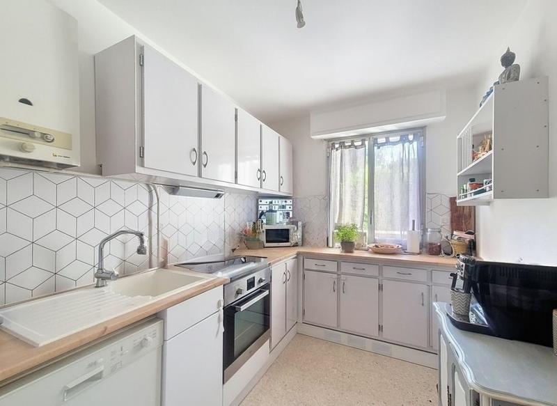 Appartement - 76 m² - 4 pièces