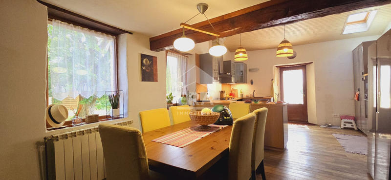 Maison - 136 m² - 6 pièces