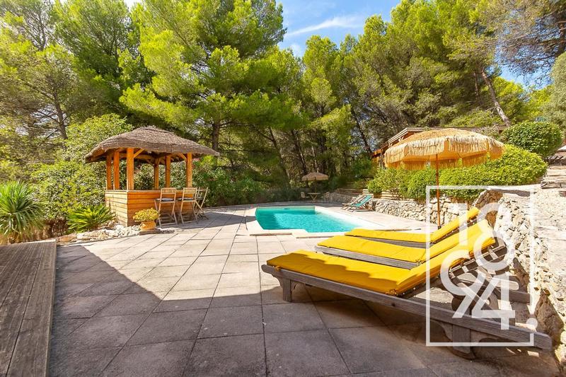 Maison - 160 m² - 7 pièces