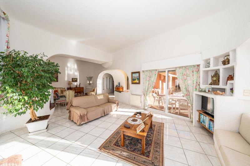 Villa - 195 m² - 4 pièces