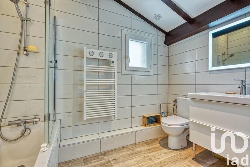 Maison - 93 m² - 4 pièces