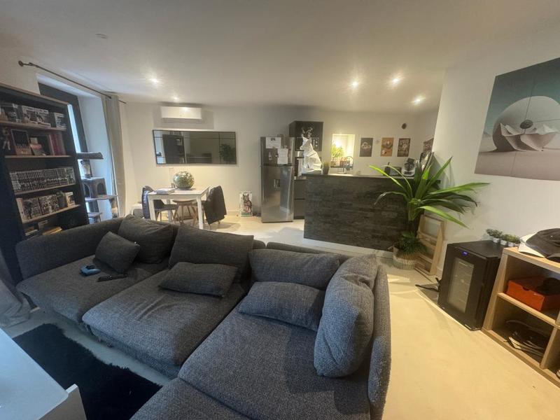 Immeuble - 168 m² - 8 pièces