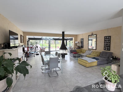 Maison - 156 m² - 5 pièces
