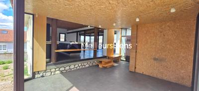 Maison - 163 m² - 7 pièces