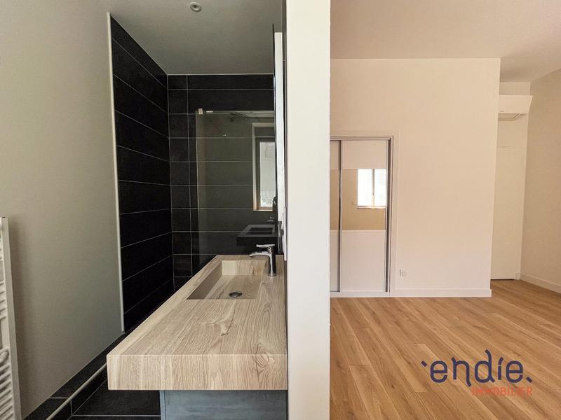 Appartement - 149 m² - 6 pièces