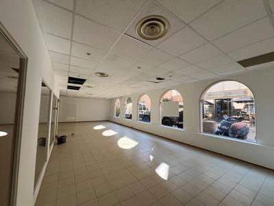 Local commercial - 80 m²