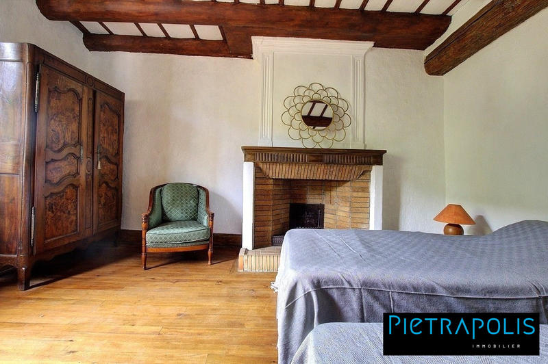 Maison ancienne - 405 m² - 12 pièces