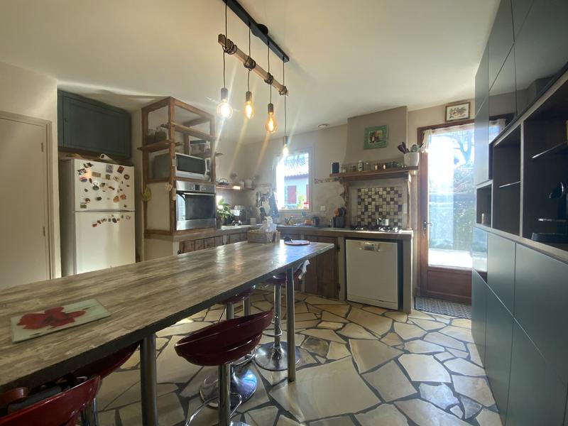 Maison - 170 m² - 7 pièces