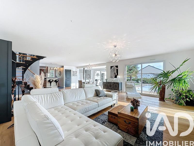 Maison - 188 m² - 6 pièces