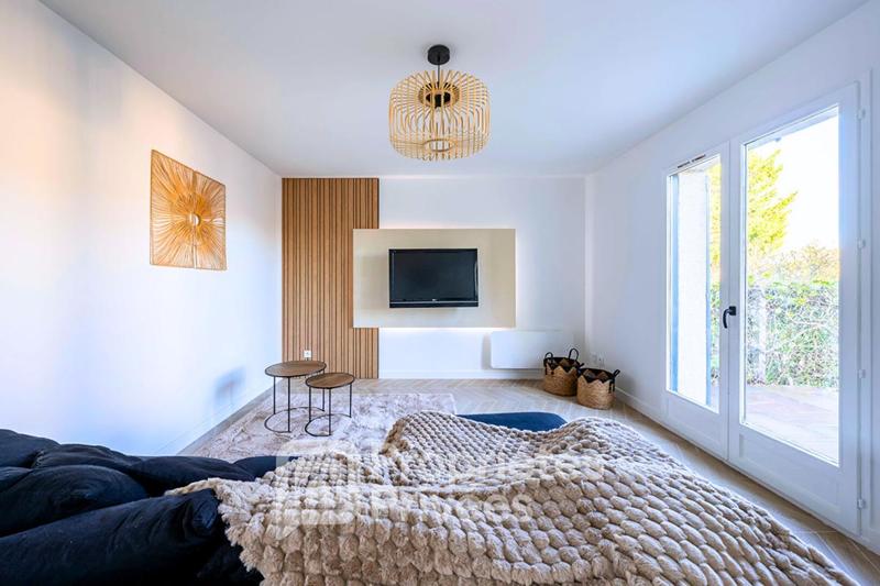 Maison - 89 m² - 6 pièces