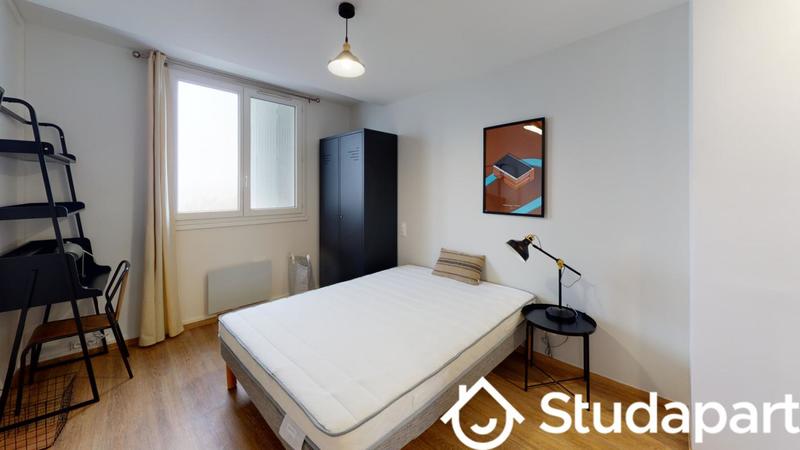 Chambre - 12 m² - 1 pièce