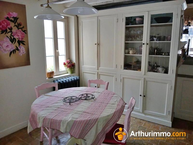 Maison - 228 m² - 9 pièces