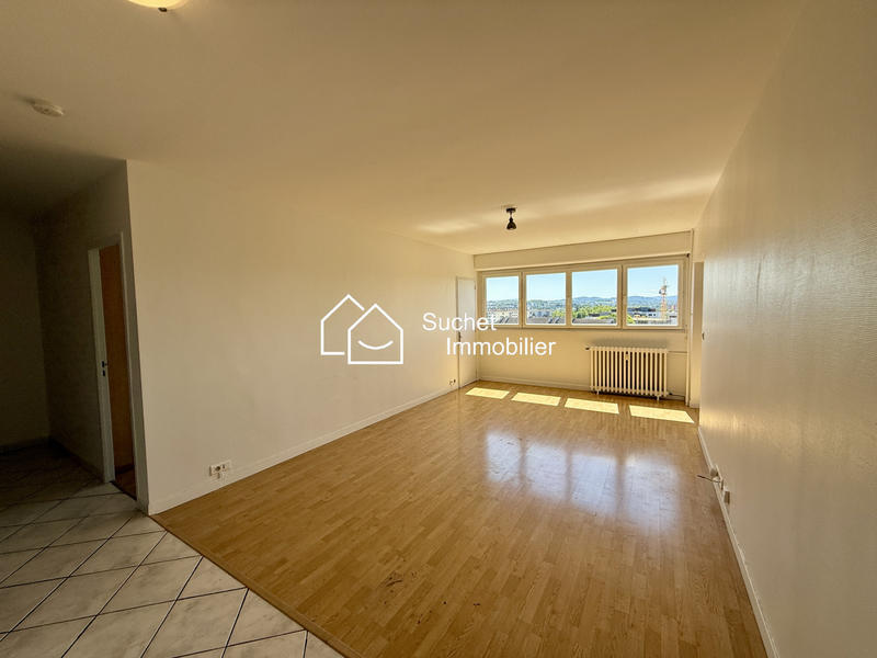 Appartement - 80 m² - 4 pièces