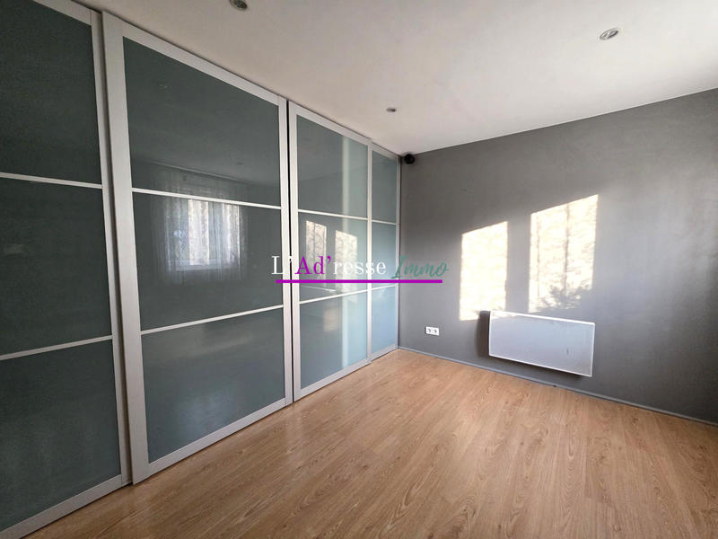 Maison - 169 m² - 8 pièces