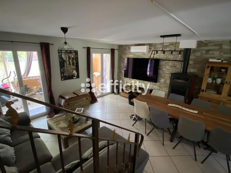 Maison - 80 m² - 4 pièces