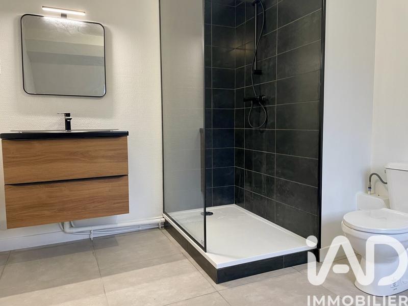 Maison - 237 m² - 10 pièces