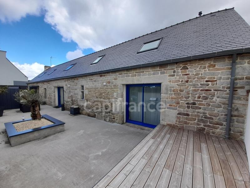 Maison - 163 m² - 5 pièces