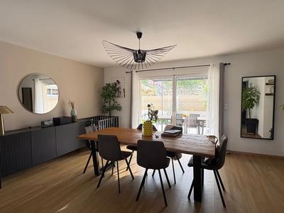 Maison - 120 m² - 7 pièces