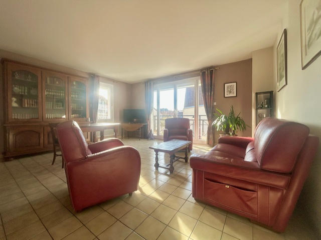 Appartement - 87 m² - 4 pièces