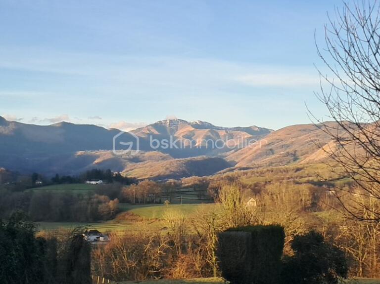 Maison - 170 m² - 5 pièces