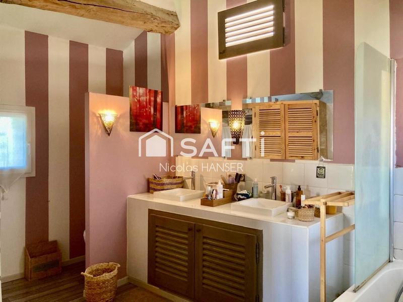 Maison - 194 m² - 7 pièces