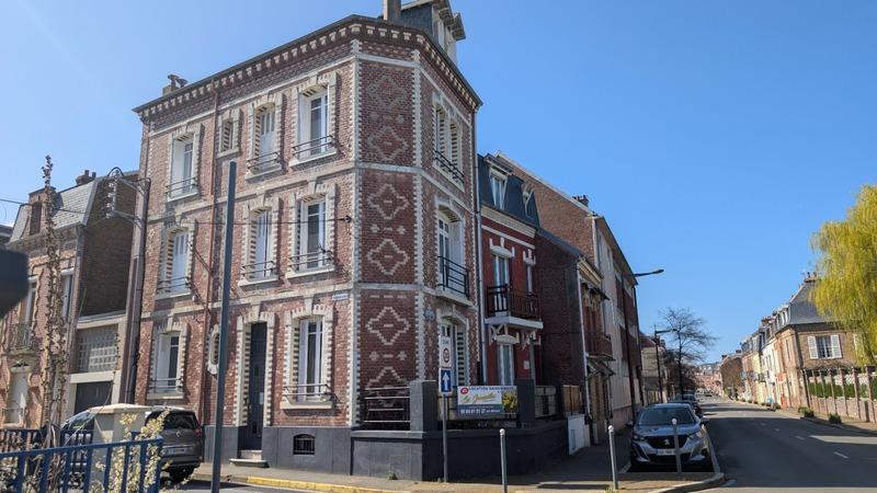 Maison de ville - 155 m² - 10 pièces