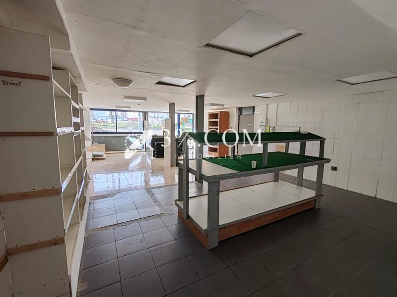 Local commercial - 90 m²