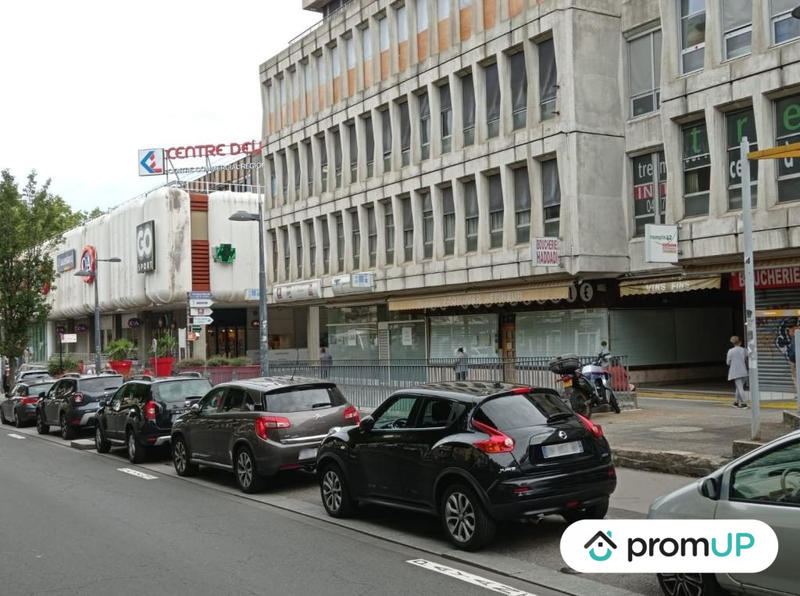 Local commercial - 60 m² - 2 pièces