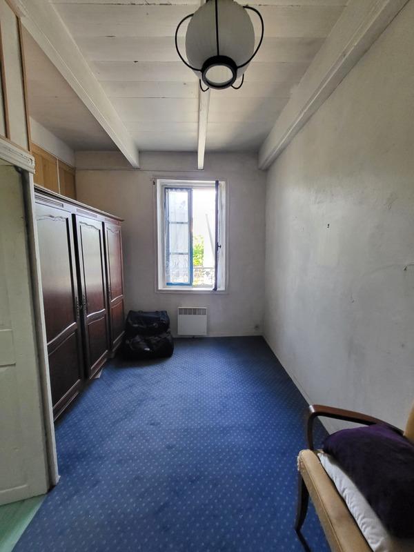 Maison - 92 m² - 9 pièces