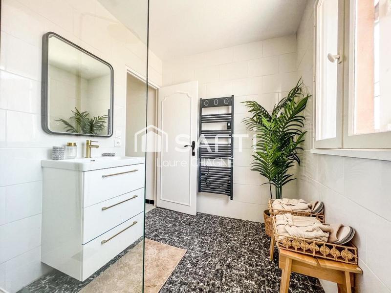 Maison - 111 m² - 4 pièces