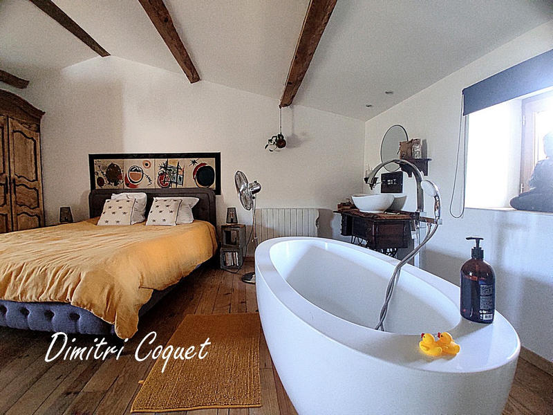 Maison - 96 m² - 4 pièces