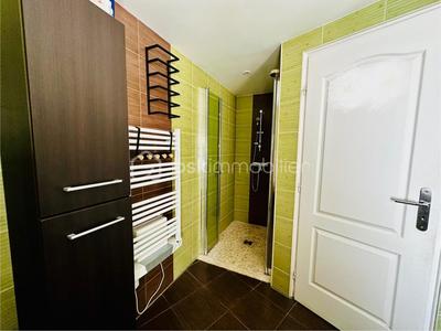 Maison - 90 m² - 3 pièces