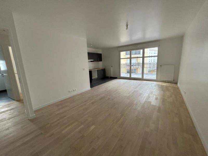 Appartement - 90 m² - 4 pièces