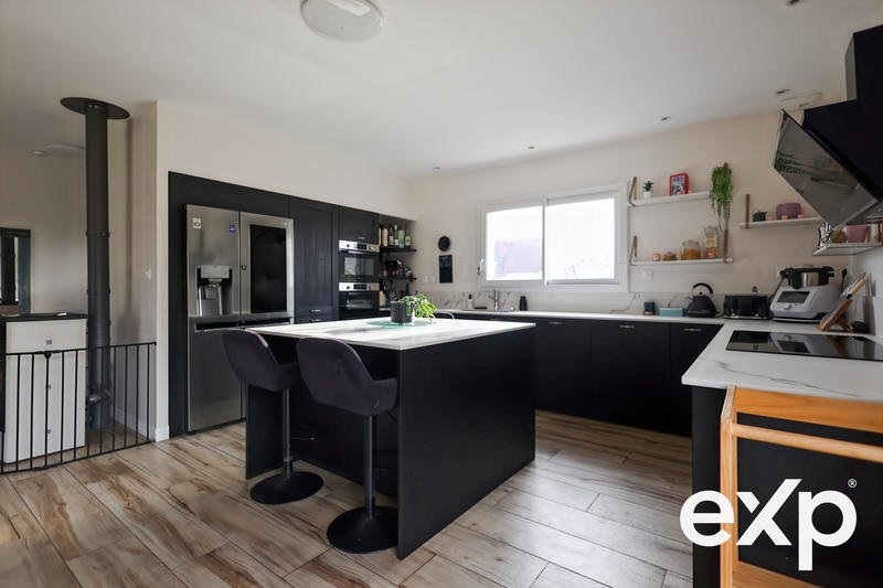 Maison contemporaine - 139 m² - 6 pièces