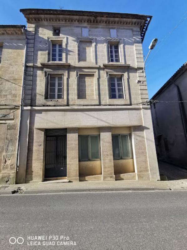 Immeuble - 200 m² - 9 pièces