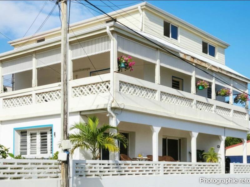 Appartement - 299 m² - 3 pièces