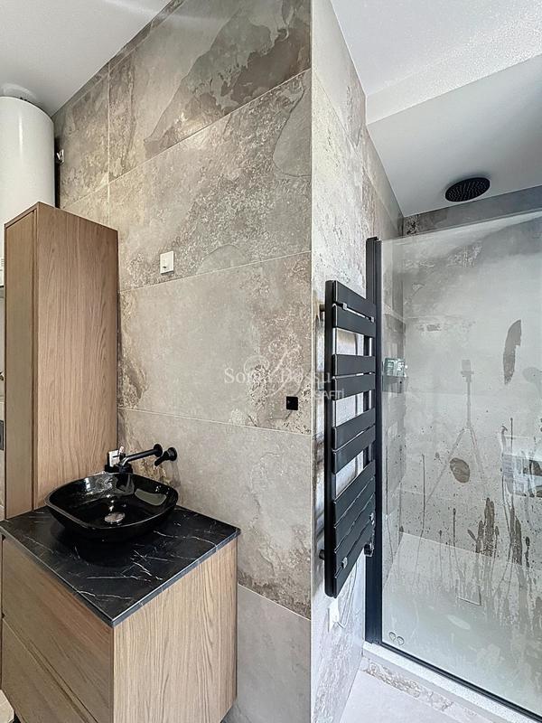 Appartement - 87 m² - 3 pièces