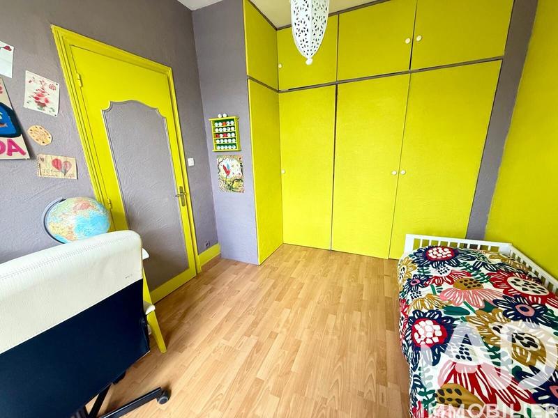 Maison - 111 m² - 6 pièces