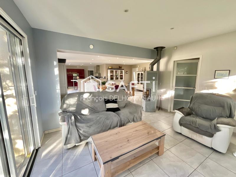 Maison - 137 m² - 7 pièces